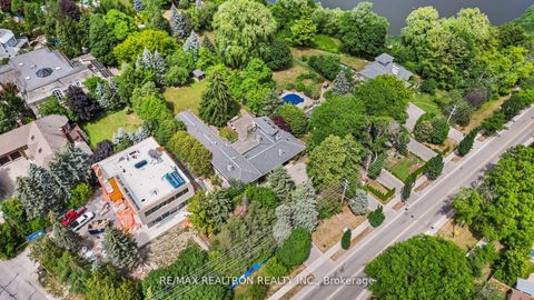 Photo 32 at 318 Centre Street, Uplands, Vaughan