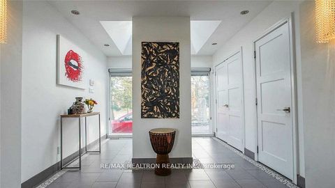 Photo 33 at 318 Centre Street, Uplands, Vaughan