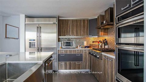 Photo 40 at 318 Centre Street, Uplands, Vaughan