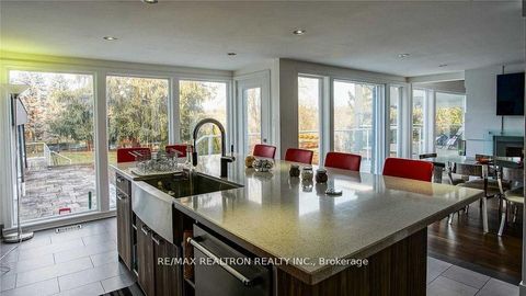 Photo 41 at 318 Centre Street, Uplands, Vaughan