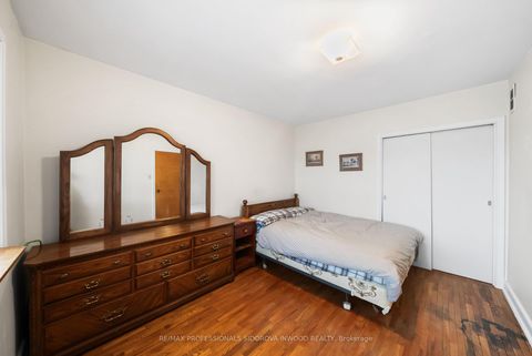 Photo 34 at 30 Rambert Crescent, Swansea, Toronto