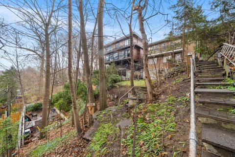 Photo 40 at 30 Rambert Crescent, Swansea, Toronto