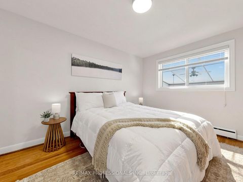 Photo 16 at 50 Elinor Avenue, Maryvale, Toronto