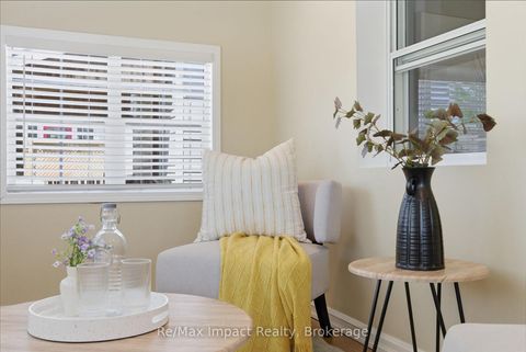 Photo 2 at 239 Verdun Road, Central, Oshawa