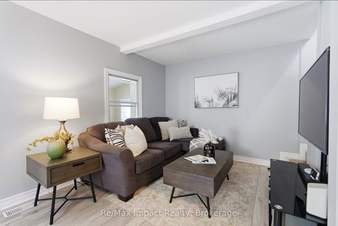 Photo 5 at 239 Verdun Road, Central, Oshawa
