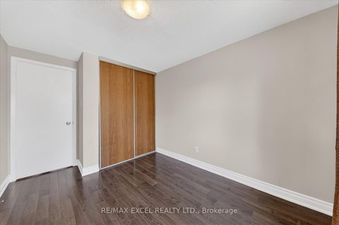 Photo 25 at 18 Scotney Grove, Malvern, Toronto