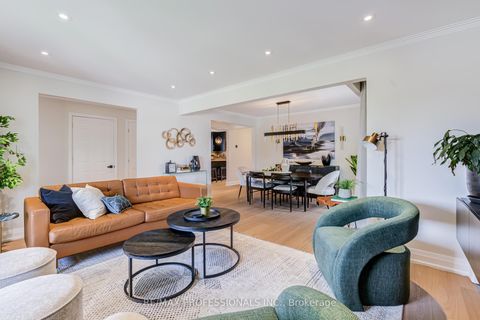 Photo 7 at 3 Burin Court, West Deane, Toronto