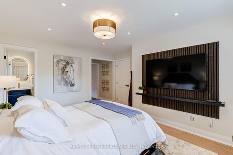 Photo 22 at 3 Burin Court, West Deane, Toronto