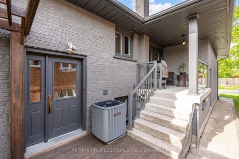 Photo 42 at 3 Burin Court, West Deane, Toronto