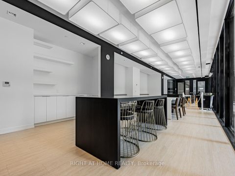 Photo 5 at 1615 - 85 Wood Street, Yonge Corridor, Toronto