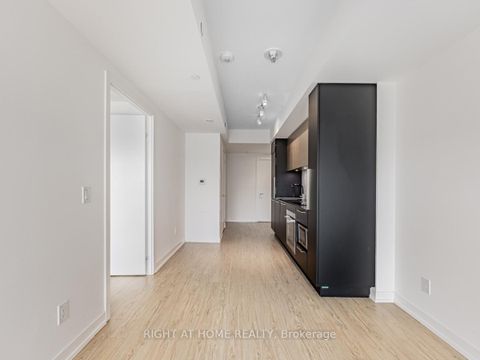 Photo 14 at 1615 - 85 Wood Street, Yonge Corridor, Toronto