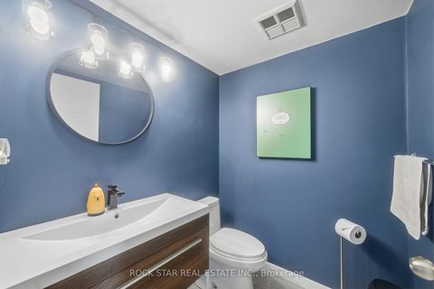 Photo 27 at 701 - 5 Kenneth Avenue, Willowdale East, Toronto