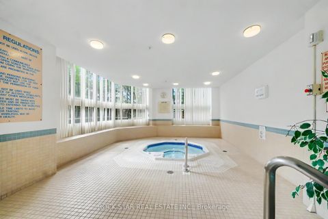 Photo 37 at 701 - 5 Kenneth Avenue, Willowdale East, Toronto