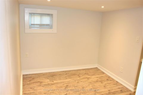 Photo 22 at 269 Prospect Street, College Manor, Newmarket