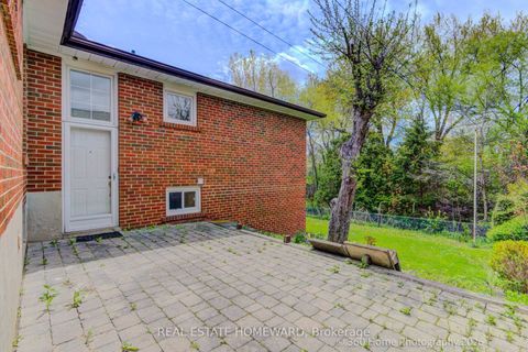 Photo 2 at 42 Annabelle Drive, Jamestown, Toronto