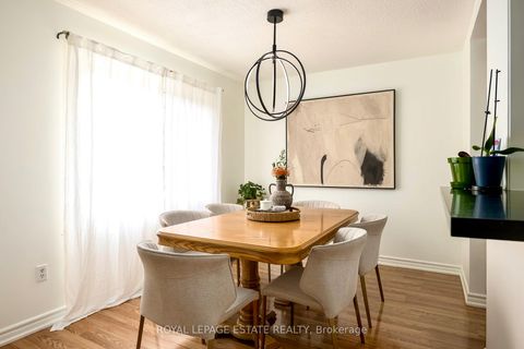 Photo 4 at 78 - 270 Timberbank Boulevard, L'Amoreaux, Toronto