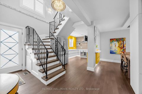 Photo 4 at 86 Binswood Avenue, East York, Toronto