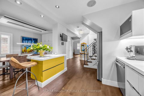Photo 14 at 86 Binswood Avenue, East York, Toronto