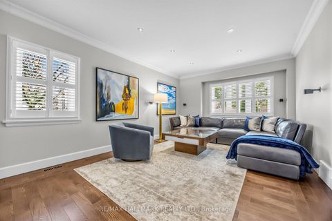 Photo 18 at 86 Binswood Avenue, East York, Toronto