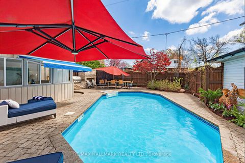 Photo 38 at 86 Binswood Avenue, East York, Toronto