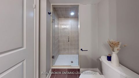 Photo 16 at 415 - 701 Sheppard Avenue W, Clanton Park, Toronto