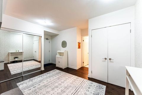 Photo 10 at 501 - 20 Bruyeres Mews, Waterfront Communities C1, Toronto