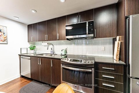 Photo 24 at 501 - 20 Bruyeres Mews, Waterfront Communities C1, Toronto