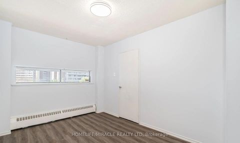 Photo 9 at 517 - 4673 Jane Street, Black Creek, Toronto