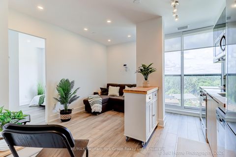 Photo 10 at 534 - 3100 Keele Street, CFB, Toronto