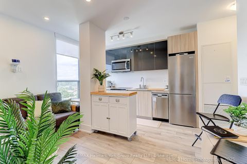 Photo 12 at 534 - 3100 Keele Street, CFB, Toronto