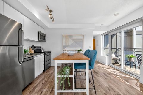 Photo 4 at 1318 - 38 Joe Shuster Way, South Parkdale, Toronto