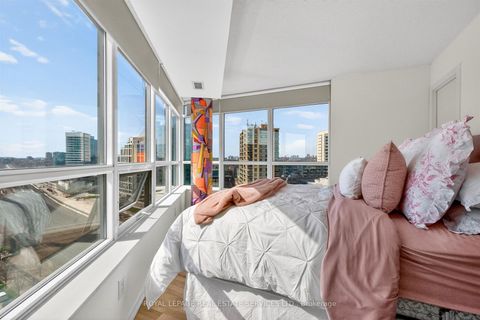 Photo 10 at 1318 - 38 Joe Shuster Way, South Parkdale, Toronto