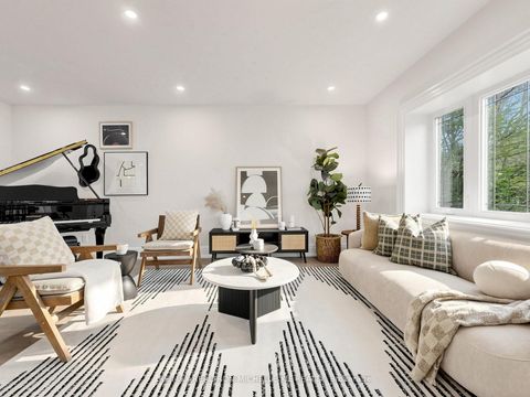 Photo 4 at 15 Strathallan Boulevard, Lawrence Park South, Toronto