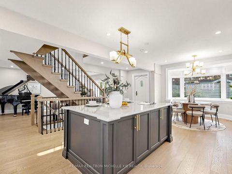 Photo 12 at 15 Strathallan Boulevard, Lawrence Park South, Toronto
