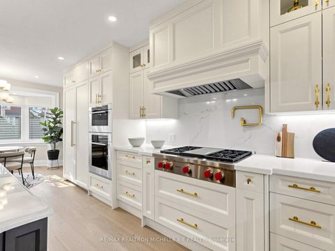 Photo 13 at 15 Strathallan Boulevard, Lawrence Park South, Toronto