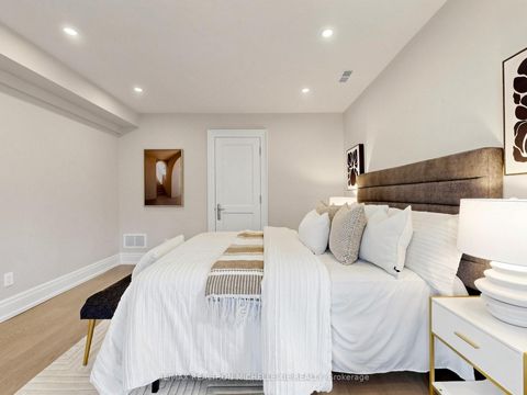 Photo 23 at 15 Strathallan Boulevard, Lawrence Park South, Toronto
