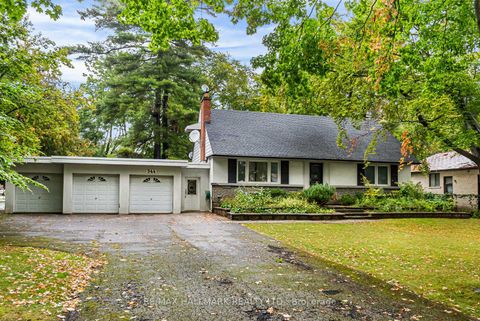 Photo 3 at 344 Spring Garden Avenue, Willowdale East, Toronto