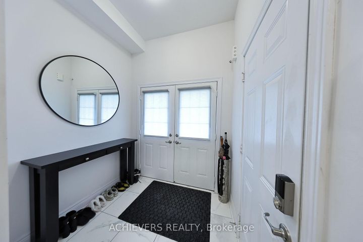 Photo 6 at 52 Branigan Crescent, Georgetown, Halton Hills