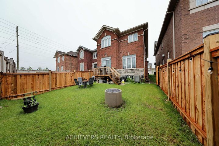 Photo 17 at 52 Branigan Crescent, Georgetown, Halton Hills