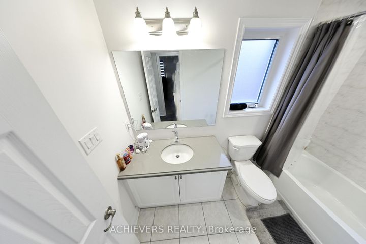 Photo 36 at 52 Branigan Crescent, Georgetown, Halton Hills