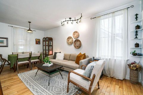 Photo 6 at 158 Waverley Road, The Beaches, Toronto