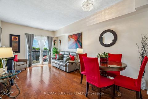Photo 5 at 301 - 1000 Sheppard Avenue W, Bathurst Manor, Toronto