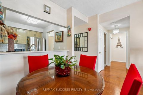 Photo 13 at 301 - 1000 Sheppard Avenue W, Bathurst Manor, Toronto