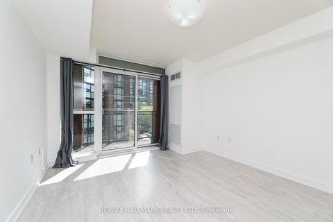 Photo 10 at 307E - 78 Tecumseth Street, Niagara, Toronto