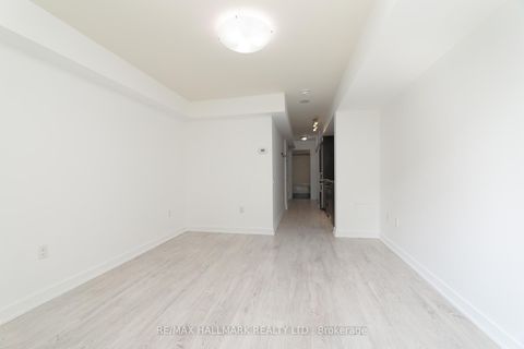 Photo 11 at 307E - 78 Tecumseth Street, Niagara, Toronto