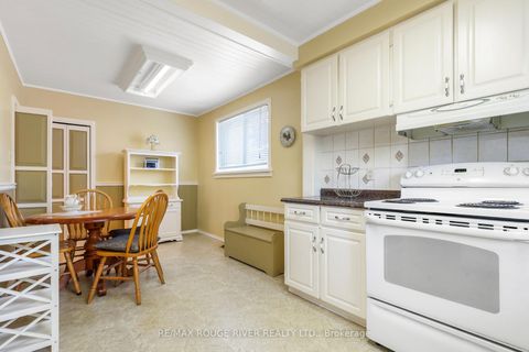 Photo 3 at 14 Farmbrook Road, Woburn, Toronto