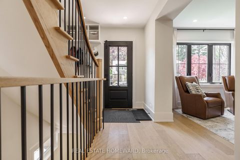 Photo 2 at 27 Avalon Boulevard, Cliffside, Toronto