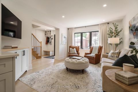 Photo 6 at 27 Avalon Boulevard, Cliffside, Toronto