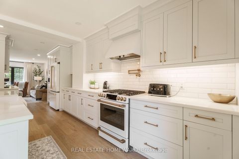 Photo 11 at 27 Avalon Boulevard, Cliffside, Toronto