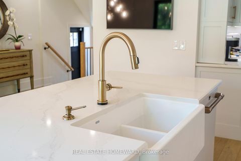 Photo 12 at 27 Avalon Boulevard, Cliffside, Toronto